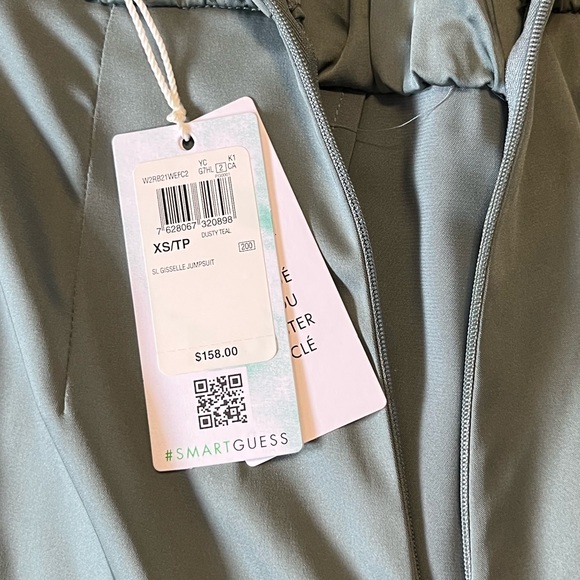 BNWT Satin halter jumpsuit - Picture 8 of 9